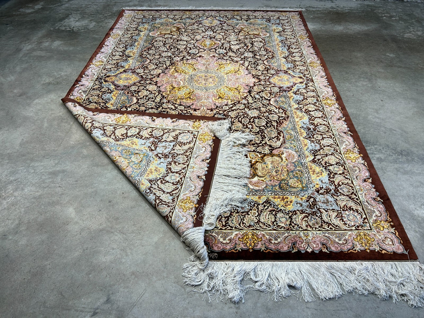 6'9"x10'2" Exquisite Hand-Knotted 100% Silk Qume Rug