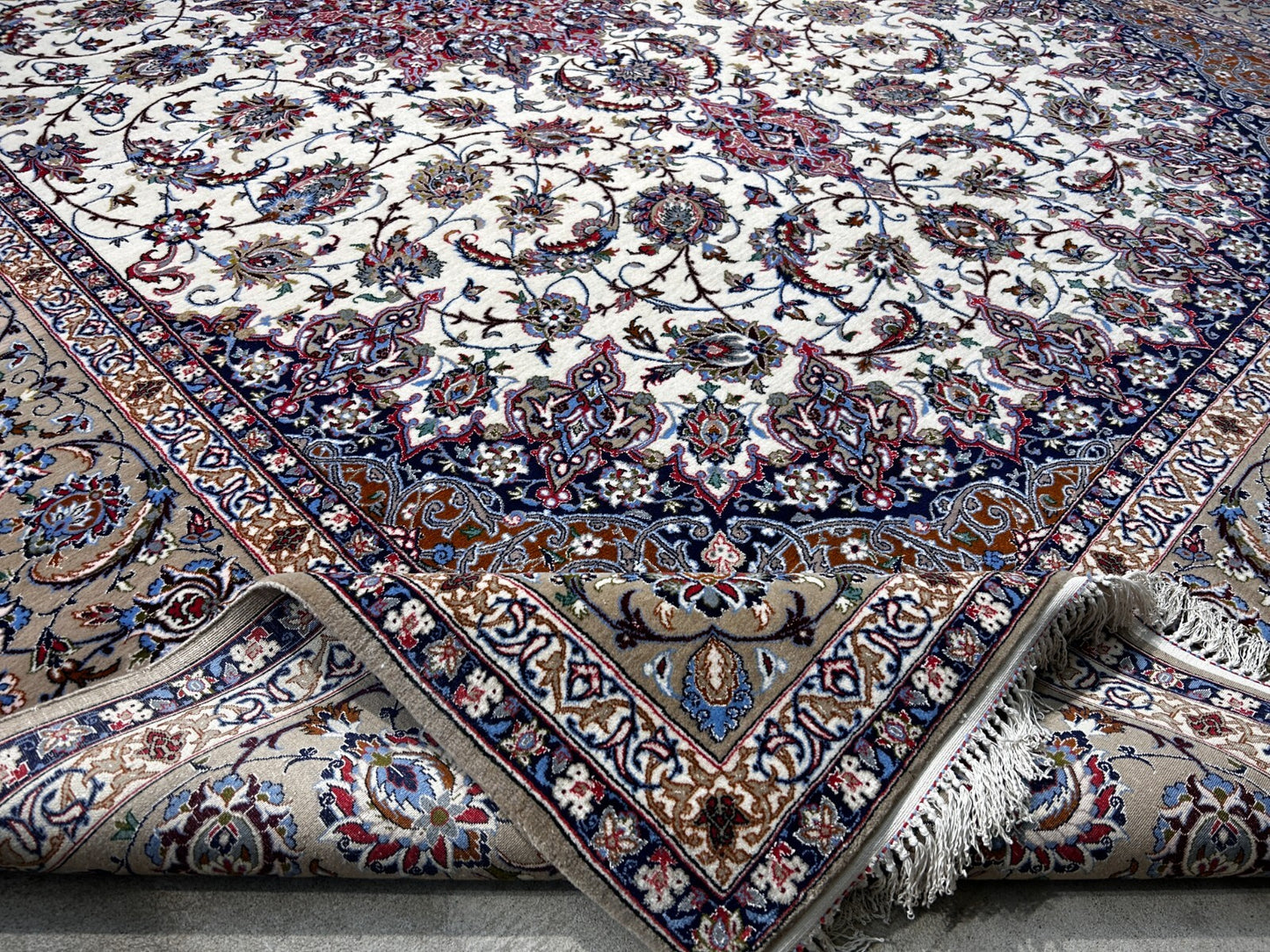  8'6"x12'1'' Very Fine Silk & Wool Isfahane Area Rug - Area Carpet