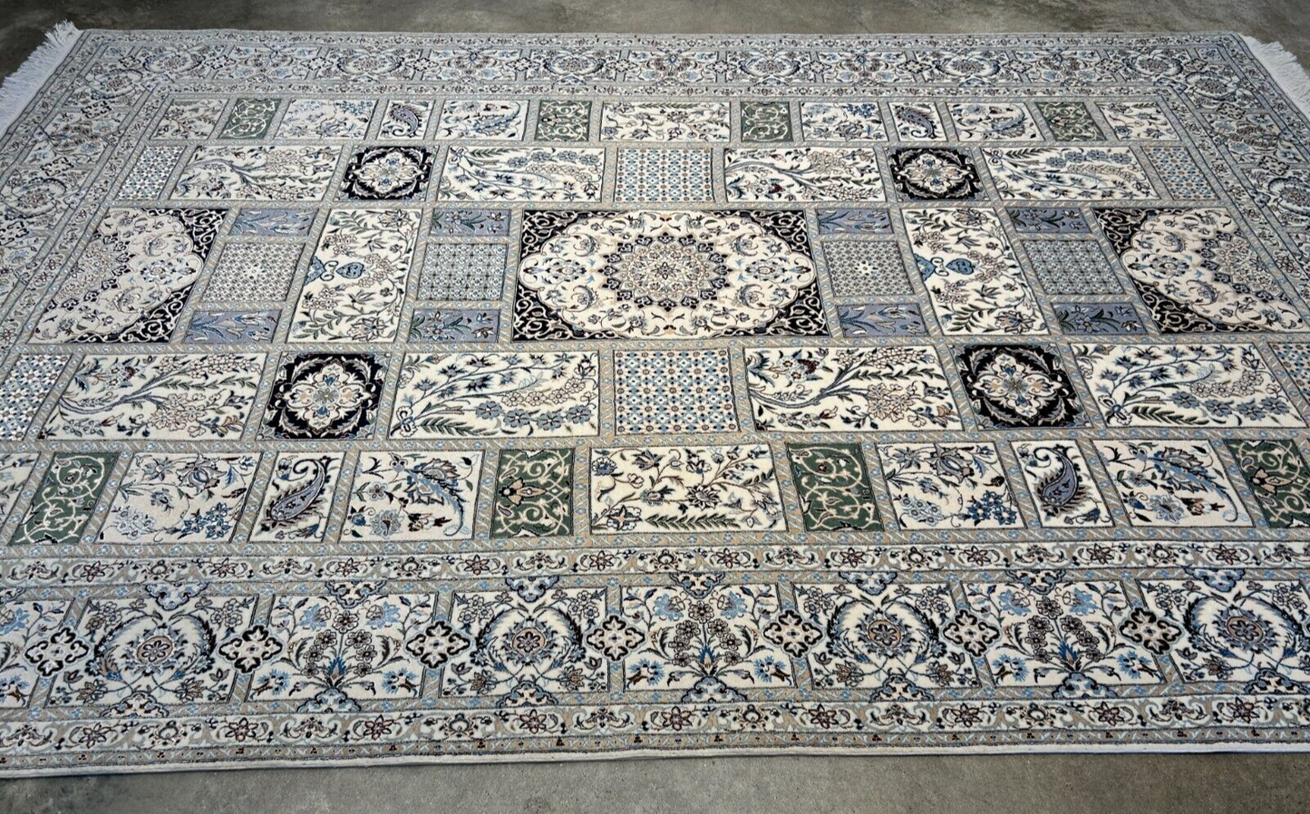 6'9"x10'2" Extra Fine Hand-Knotted Wool & Silk Habibian Naine Rug - Area Carpet