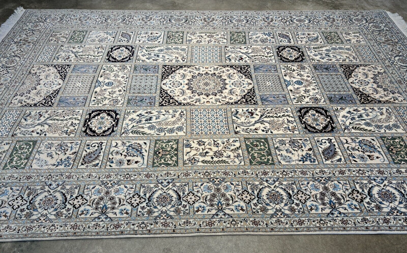 6'9"x10'2" Extra Fine Hand-Knotted Wool & Silk Habibian Naine Rug - Area Carpet