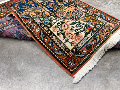 3'5"x5'2" Hand-Knotted 100% Lamb Wool Bakhtiarie Carpet - Area Rug