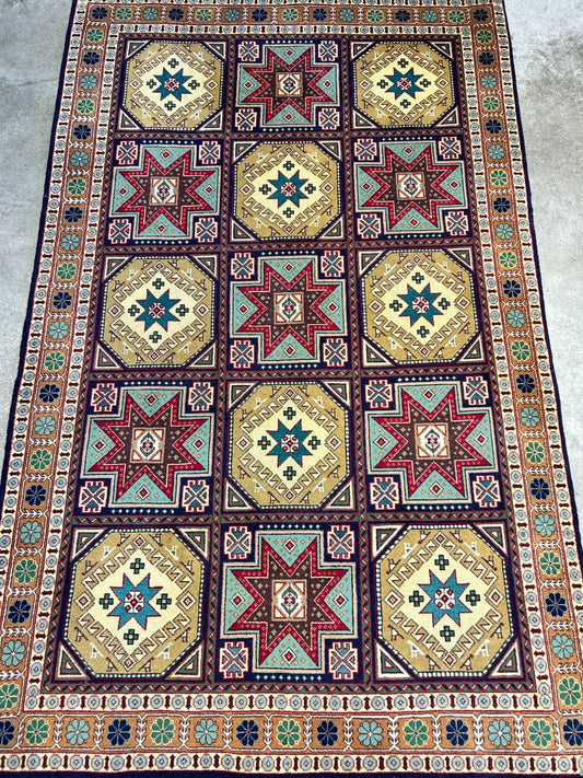 3'5"x5'4" Hand-Knotted 100% Wool Pile Tabrize Rug