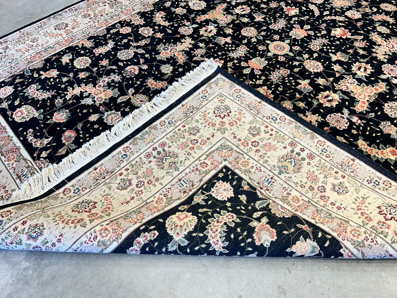 8'9"x11'6" Hand-Knotted Wool & Silk Blend Oriental Rug
