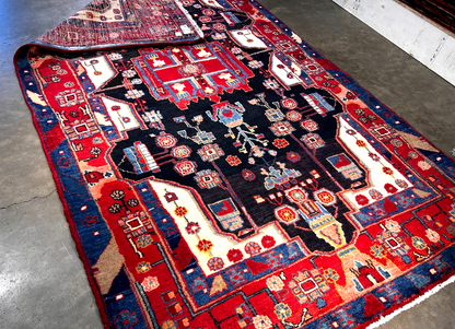 4'8" x 8'6" Hand-Knotted 100% Lamb Wool Pile Nahavande Area Rug