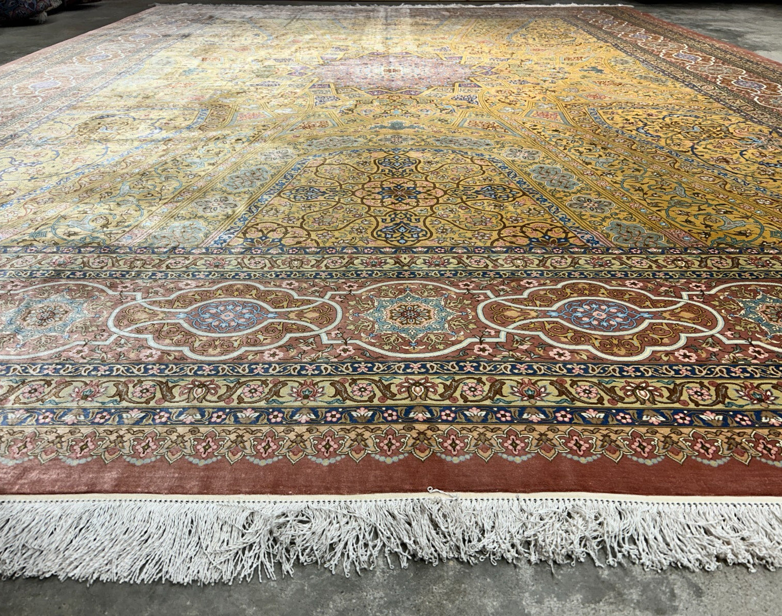 9'8"x12'11" Exquisite Signed Hand-Knotted 100% Silk Qume Rug