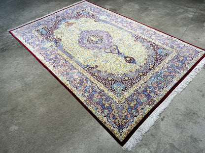 5'4"x8'2" Exquisite Extra-Fine Hand-Knotted 100% Silk Qume Carpet - Area Rug