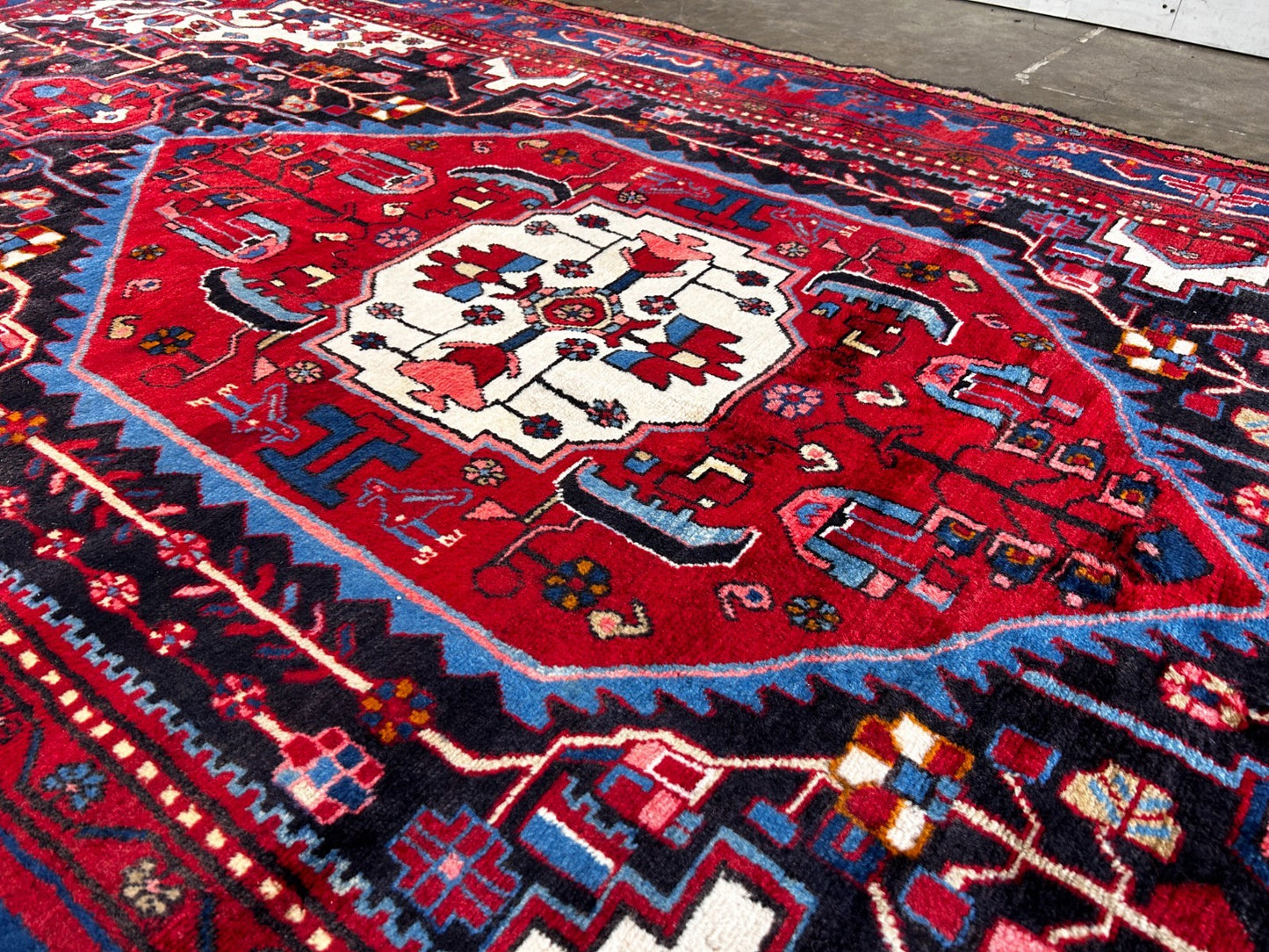 5'8" x 10'11" Hand-Knotted 100% Lamb Wool Pile Hamadane Area Rug - Carpet