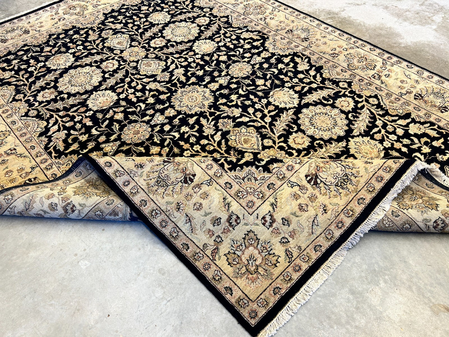 8'10"x12'7" Hand-Knotted 100% Lamb Wool IndoAgra Carpet - Area Rug