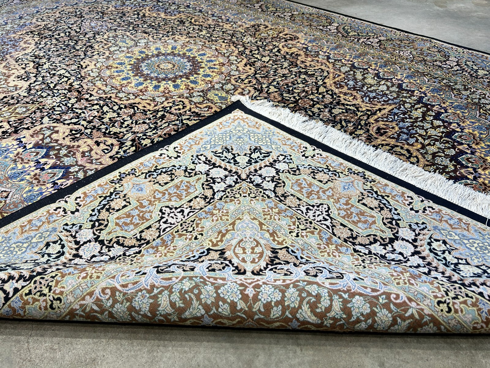 6'5"x9'10" Exquisite Hand-Knotted 100% Silk Qume Rug
