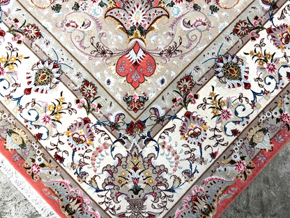 8'4"x12'3" Very Fine Hand-Knotted Wool & Silk Tabrize Rug