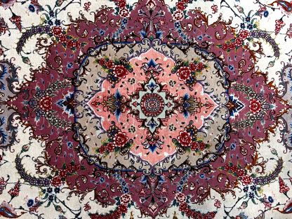 8'1"x11'7" Extra Fine Hand-Knotted Wool & Silk Oriental Rug - Area Carpet