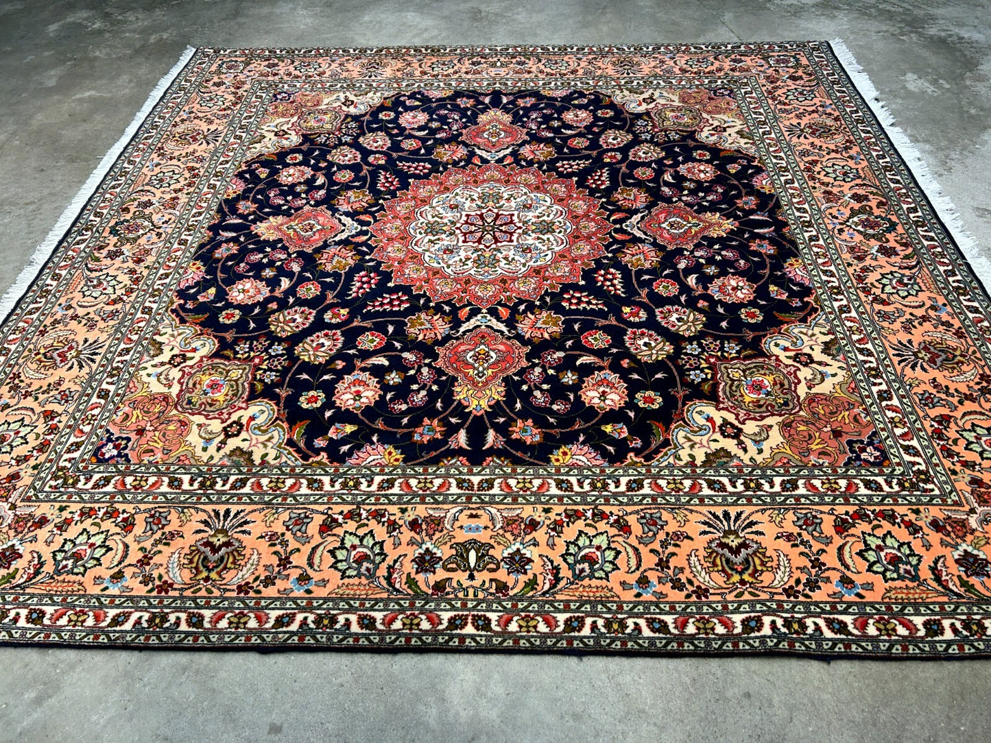6'5"x6'7" Fine Hand-Knotted Wool & Silk Tabrize Rug - Area Carpet