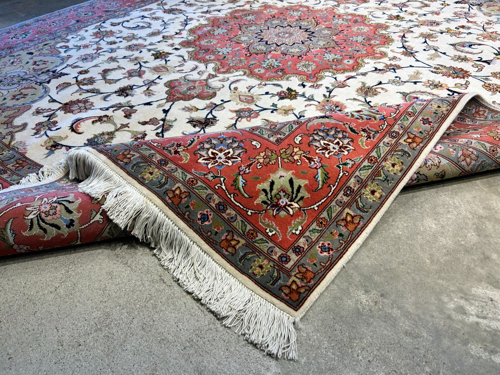 6'9"x8'1" Fine Hand-Knotted Wool & Silk Blend Tabrize Carpet - Area Rug