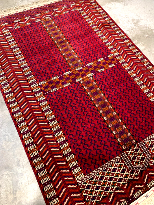 4'4"x6'8" Antique Hand-Knotted 100% Lamb Wool Russian Chichi Hatchli Rug