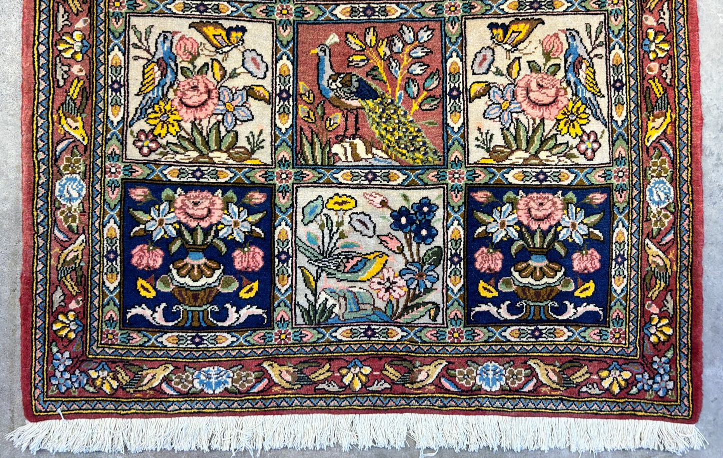 3'5"x5'2" Hand-Knotted 100% Lamb Wool Bakhtiarie Carpet - Area Rug