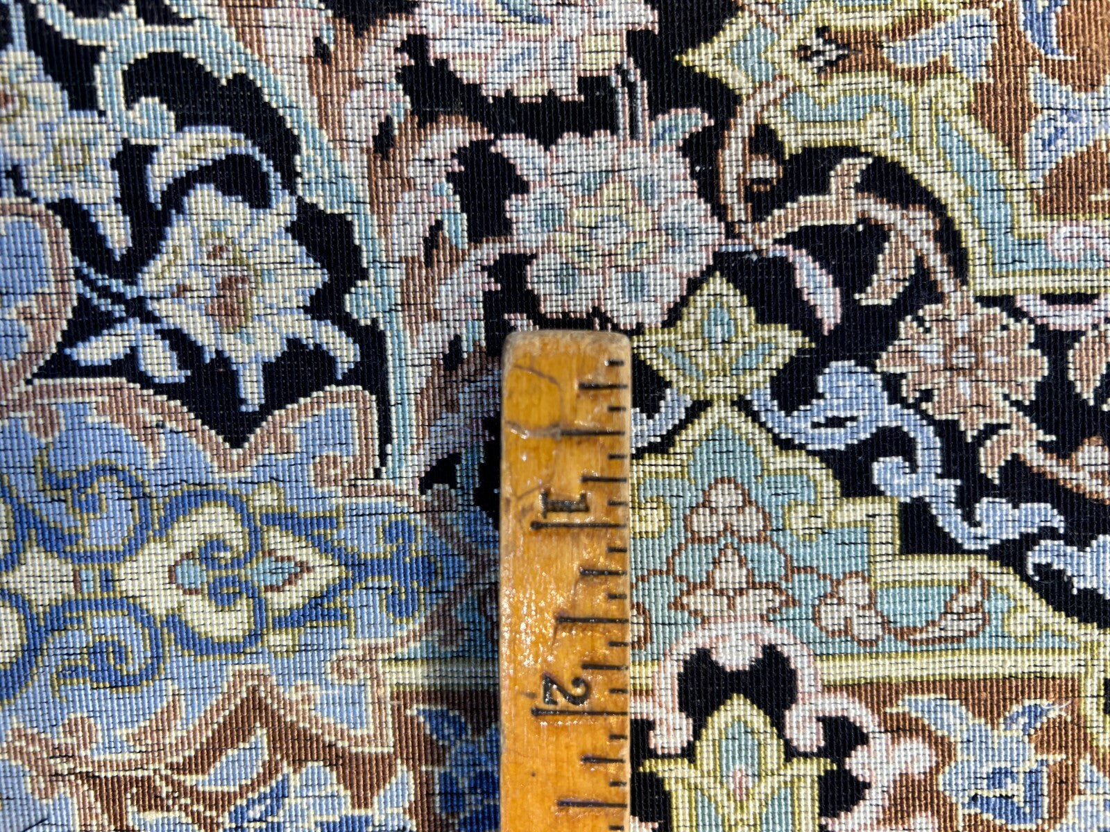 6'5"x9'10" Exquisite Hand-Knotted 100% Silk Qume Rug