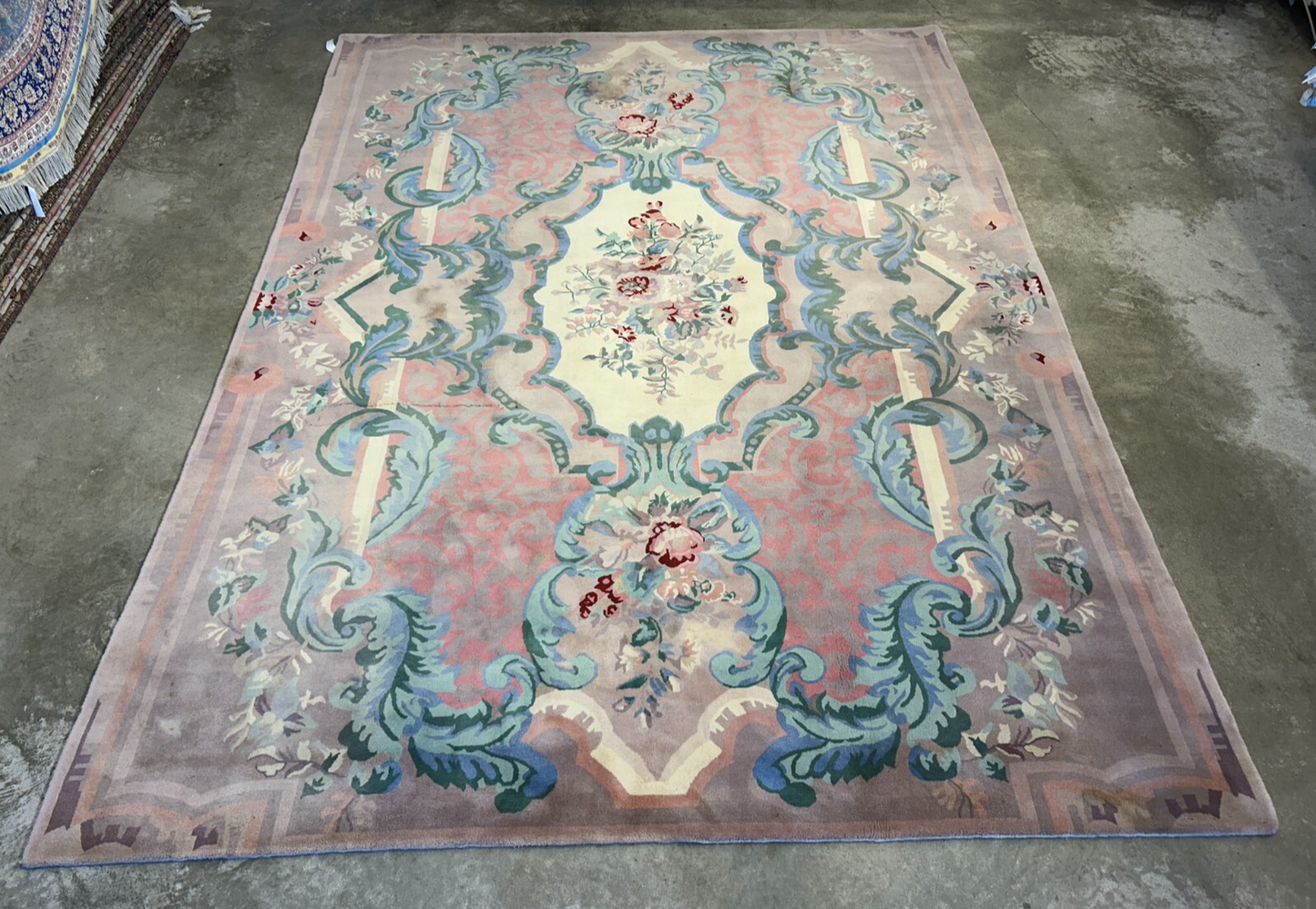 8'9"x11'10" Hand-Knotted 100% Wool Pile Oriental Rug  (Some stains on the Rug)