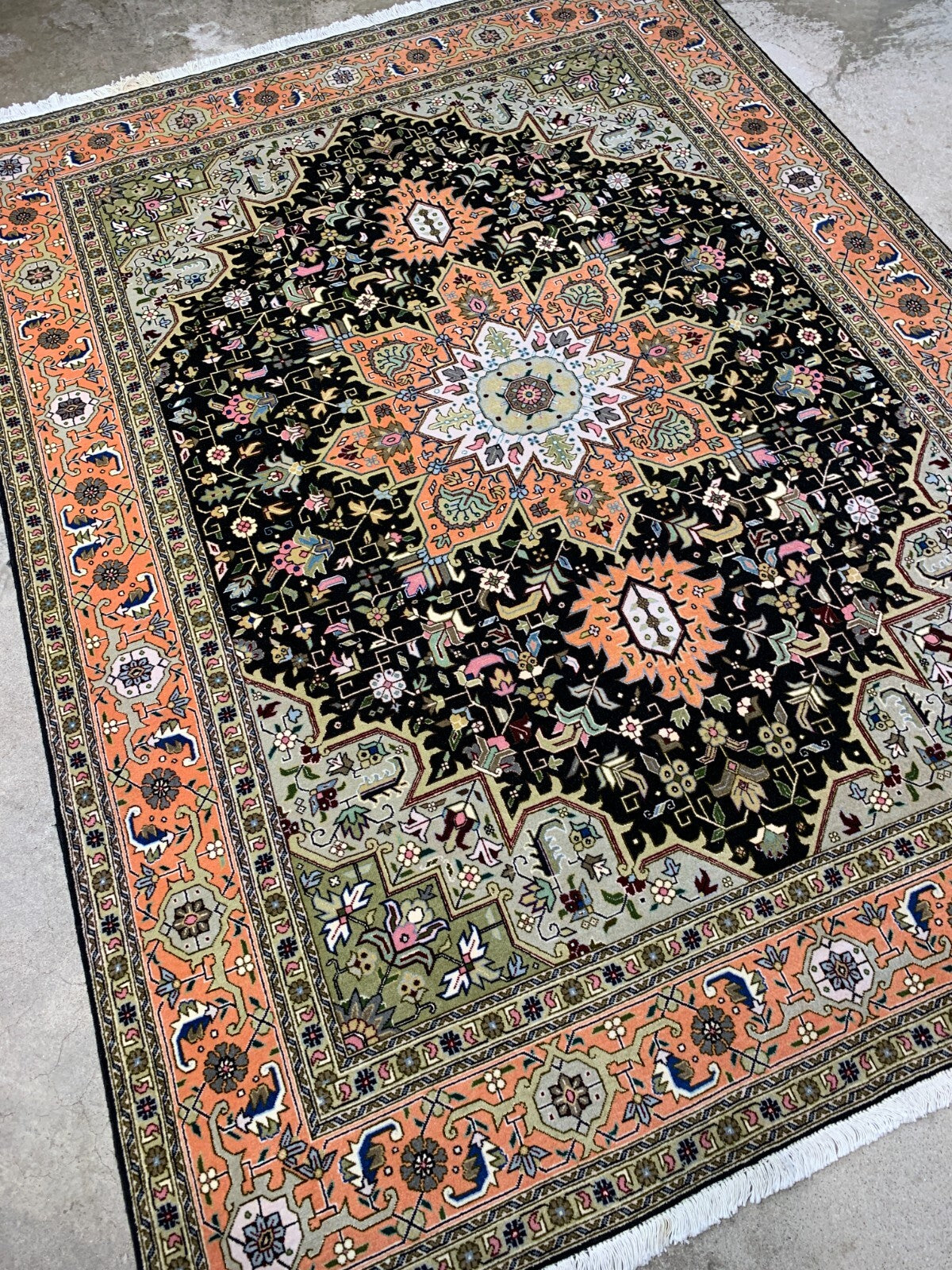 4'11"x6'6" Very Fine Hand-Knotted Wool & Silk Blend Tabrize Area Rug