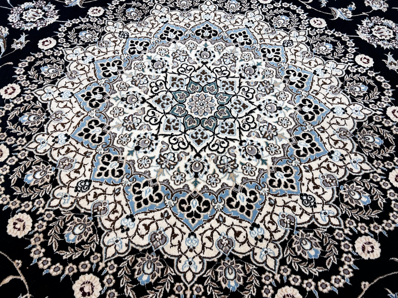  8'3"x11'10'' Very Fine Silk & Wool Habibian Naine Area Rug - Area Carpet