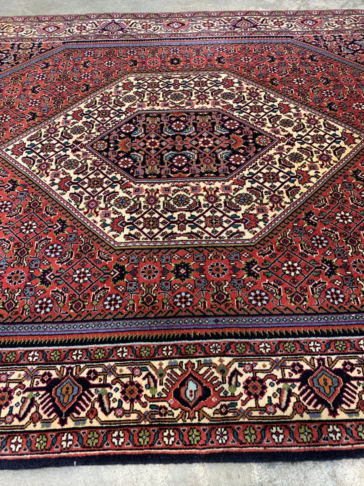 3'8"x5'9" Hand-Knotted 100% Wool Pile Bijare Carpet - Area Rug