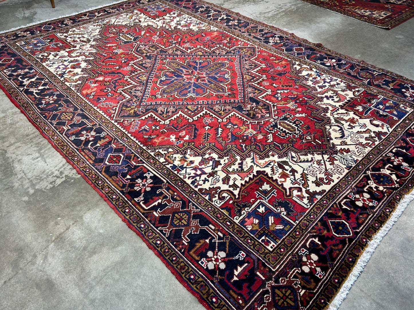 7'3"x10'3" Hand-Knotted 100% Wool Herize Carpet - Area Rug