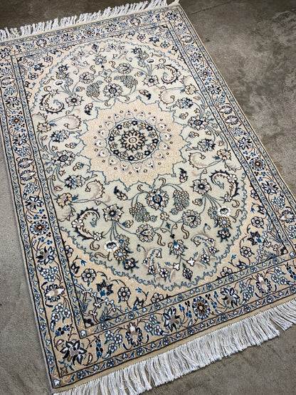 3'3"x4'9'' Hand-Knotted Very Fine Silk & Wool Naine Area Rug