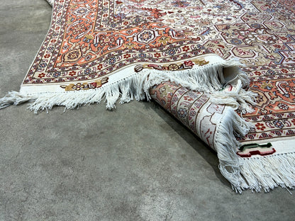 6'7"x9'10" Fine Hand-Knotted Wool & Silk Blend Tabrize Herize Carpet - Area Rug