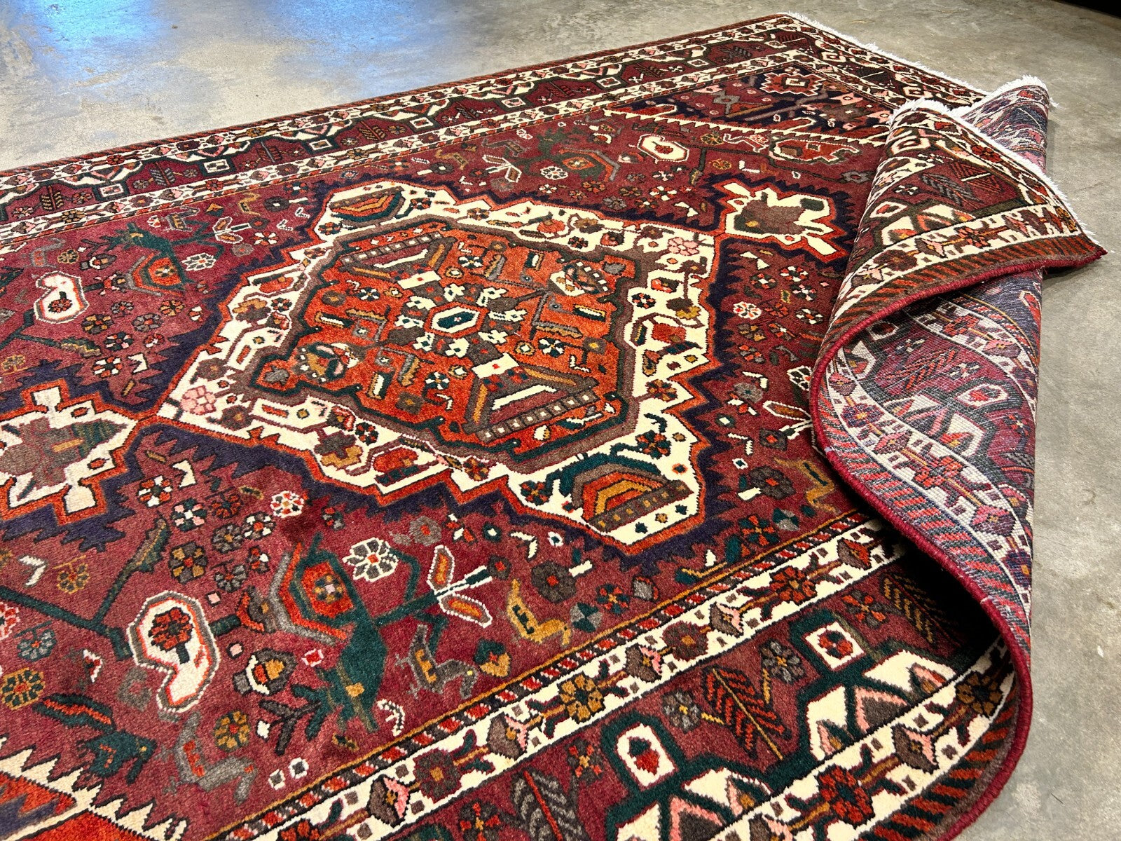 6'5"x9'9" Hand-Knotted 100% Wool Pile Bakhtiarie Carpet - Area Rug