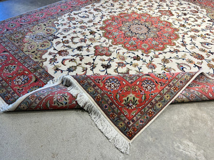 6'9"x8'1" Fine Hand-Knotted Wool & Silk Blend Tabrize Carpet - Area Rug