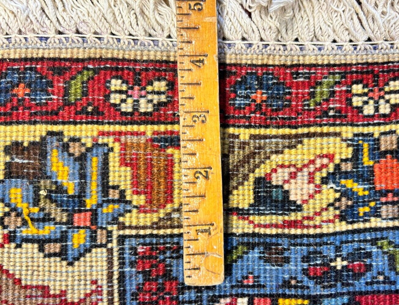 3'3"x4'9" Hand-Knotted 100% Lamb Wool Bakhtiarie Area Rug