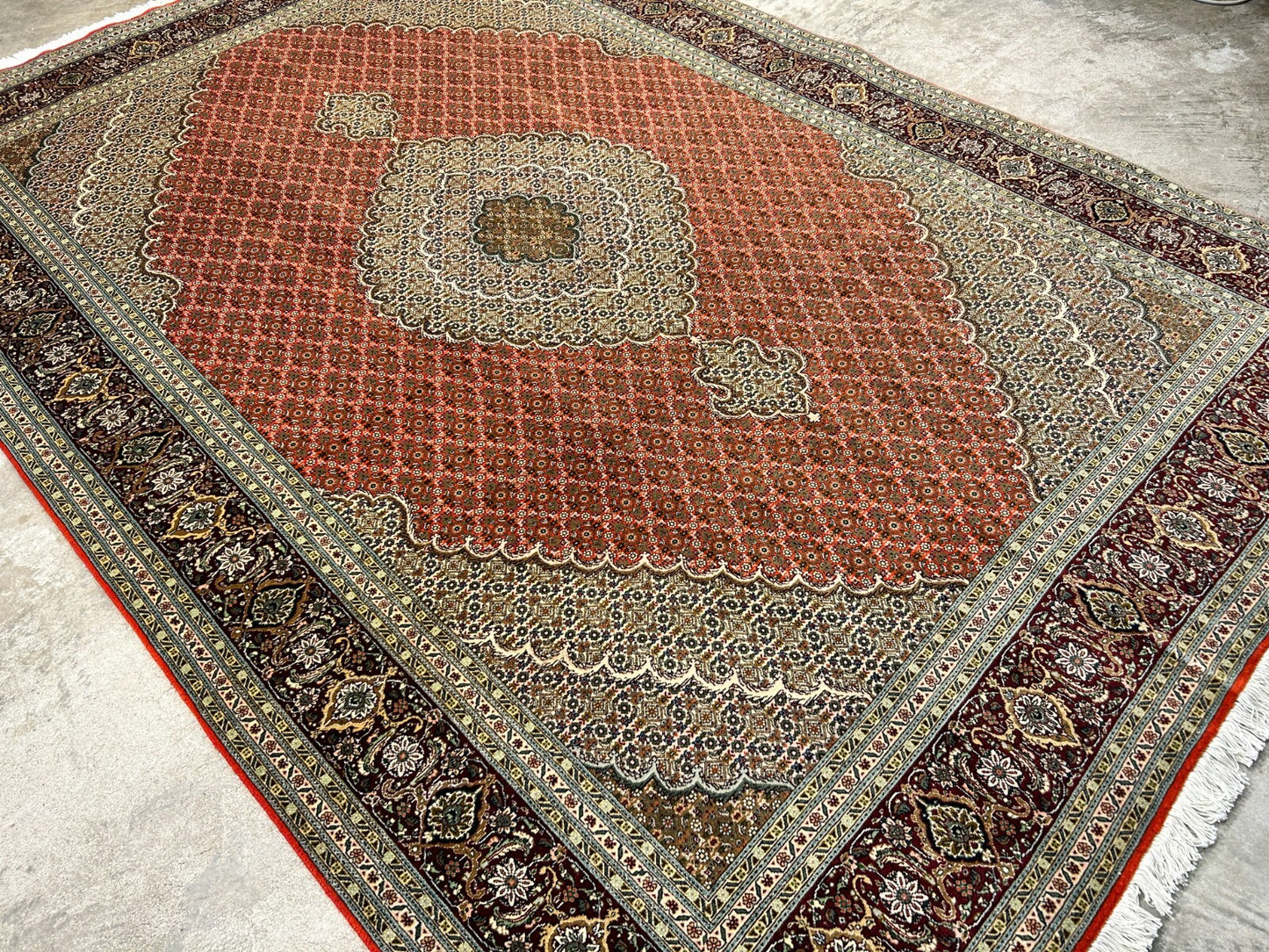 6'6"x9'6" Fine Hand-Knotted Wool & Silk Blend Tabrize Mahi Carpet - Area Rug