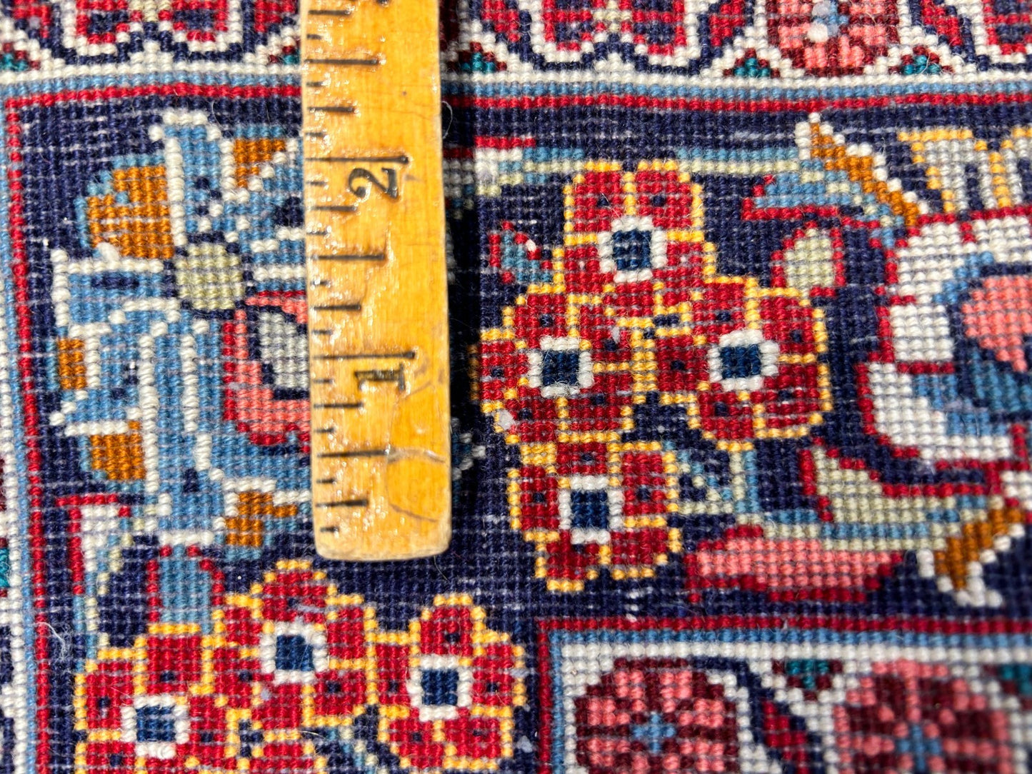 3'5"x5'2" Hand-Knotted 100% Wool Pile Sarouke Rug