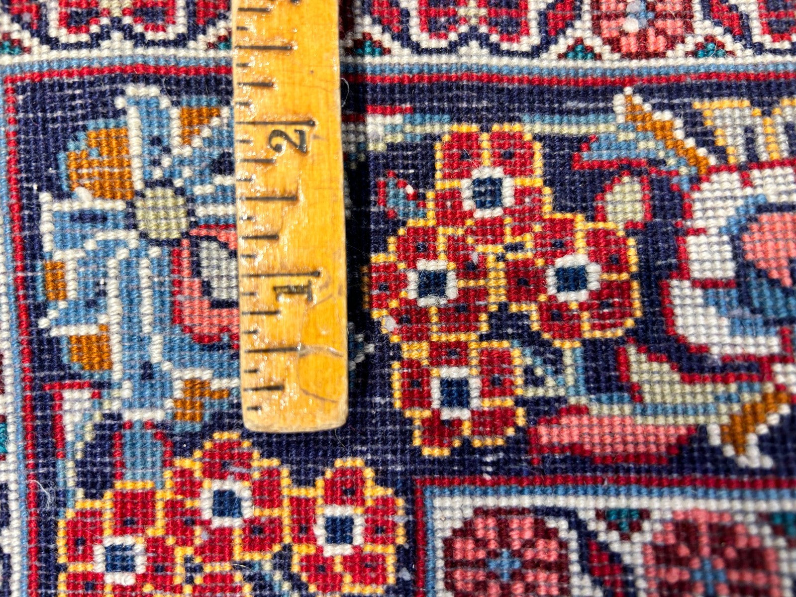 3'5"x5'2" Hand-Knotted 100% Wool Pile Sarouke Rug