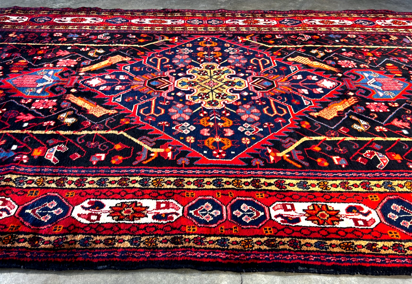 5'6" x 10'5" Hand-Knotted 100% Wool Carpet - Nahavande Area Rug