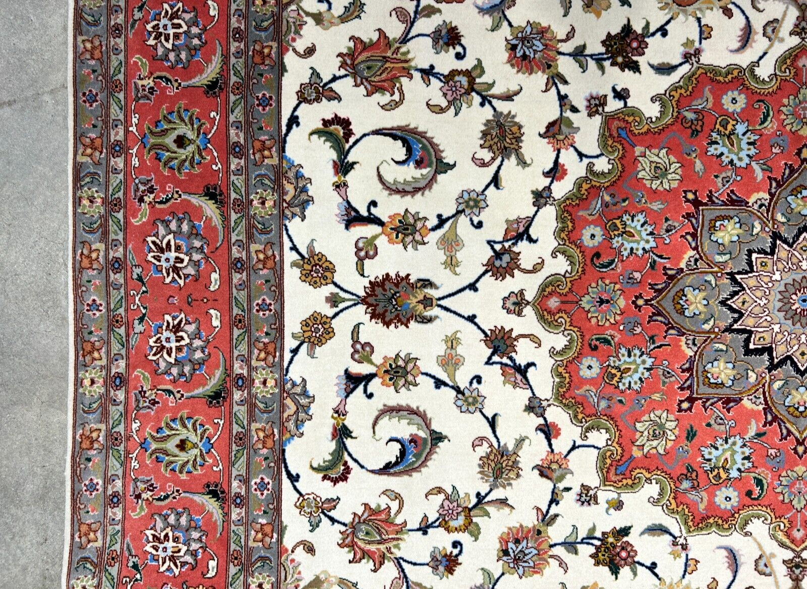 6'9"x8'1" Fine Hand-Knotted Wool & Silk Blend Tabrize Carpet - Area Rug