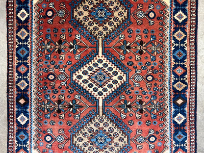 3'2"x5' Hand-Knotted 100% Wool Pile Yalamehe Rug