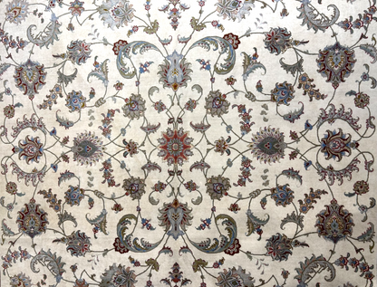 8'4"x11'6" Very Fine Hand-Knotted Wool & Silk Tabrize Rug