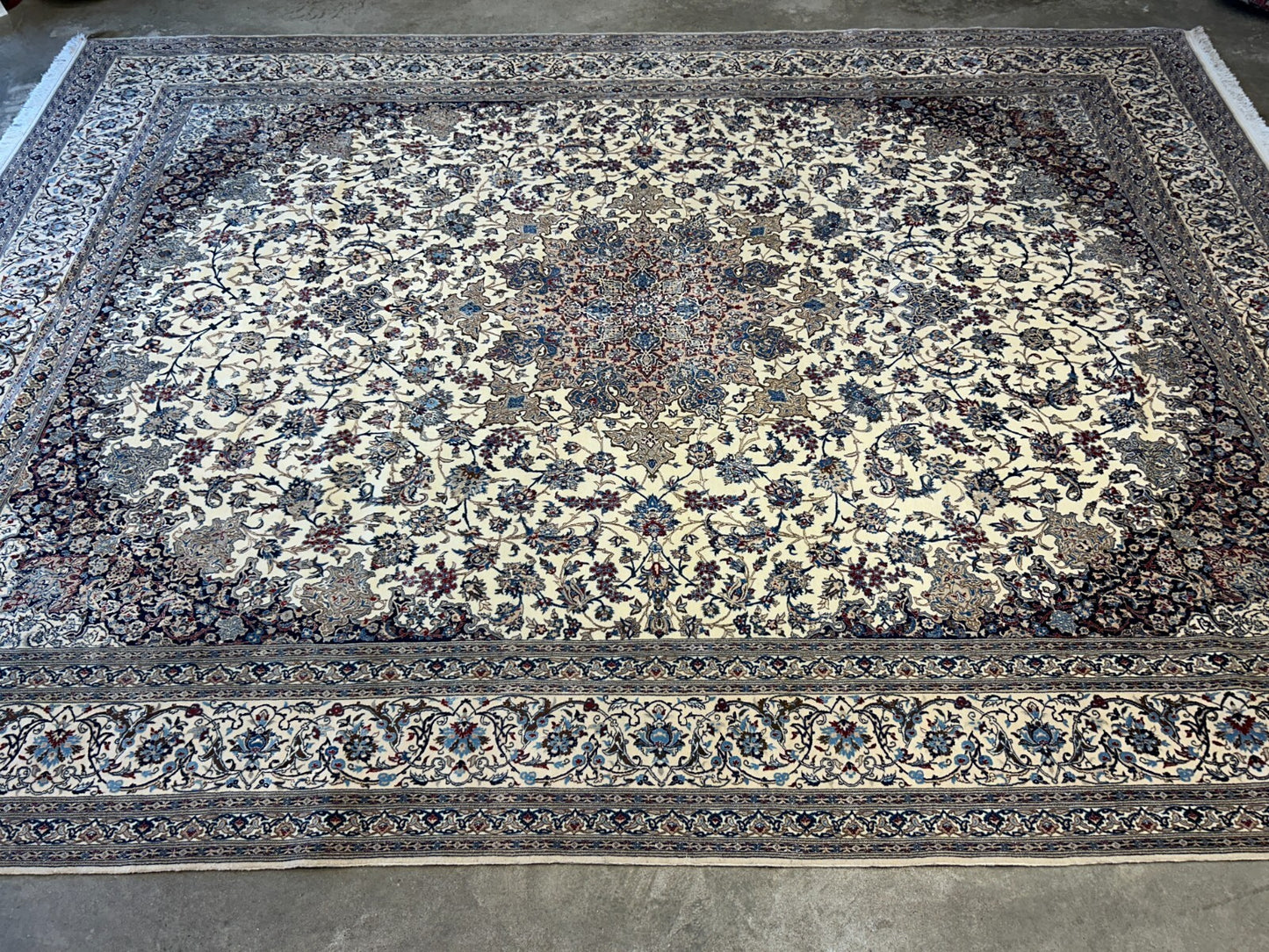 10'3"x14'1" Extra Fine Hand-Knotted Wool & Silk Naine Rug