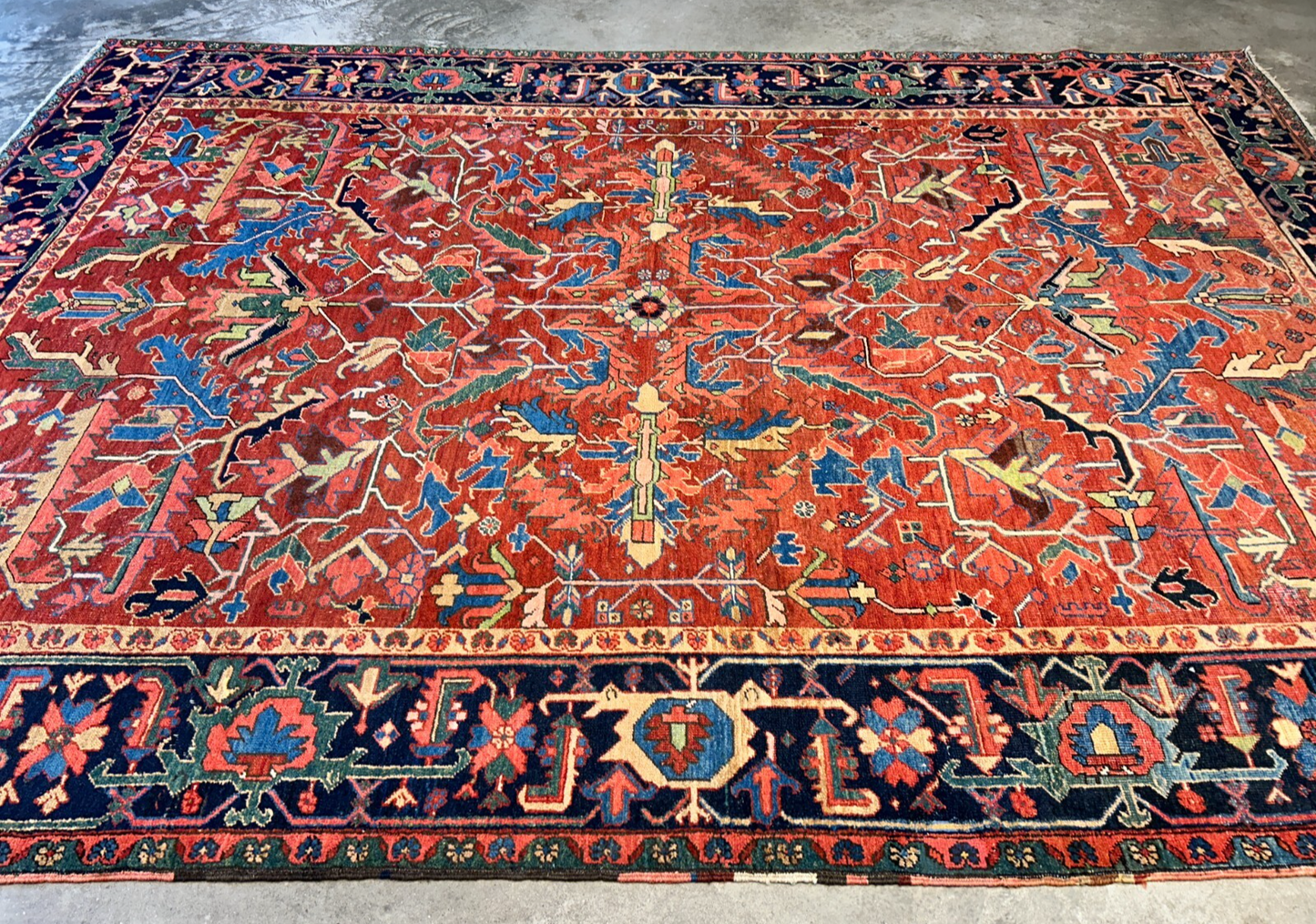 Collector Item - 9'x12'4" Antique Fine Wool Herize Serapy Hand-Knotted Rug