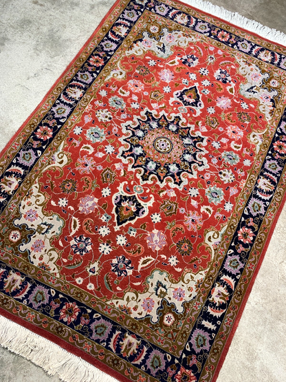 3'4"x5'0'' Fine Hand-Knotted Silk & Wool Tabrize Area Rug