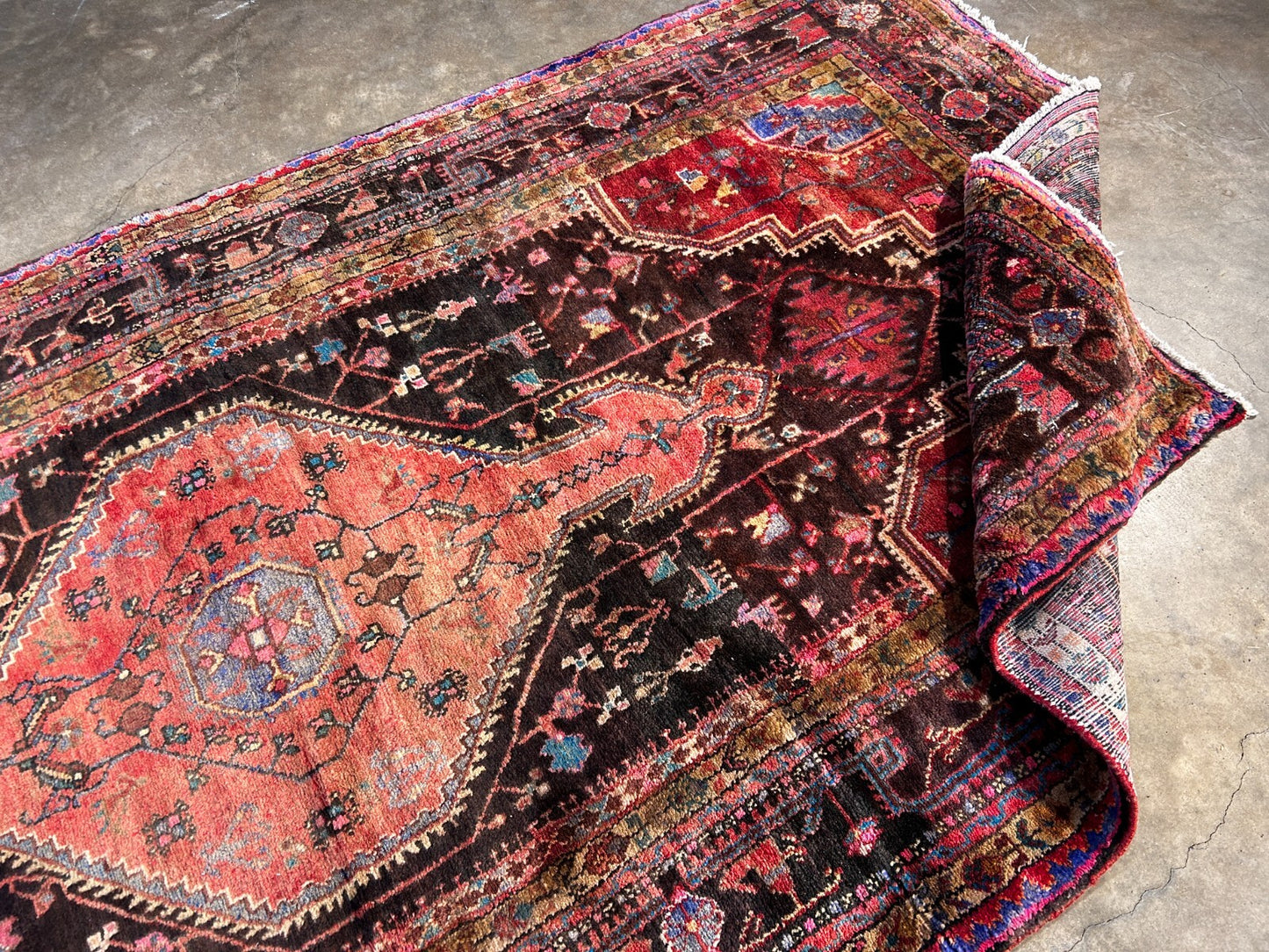 4'10" x 9'7" Hand-Knotted 100% Wool Carpet - Nahavande Area Rug