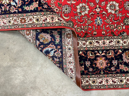 9'11"x12'10" Fine Hand-Knotted Wool & Silk Tabrize Rug