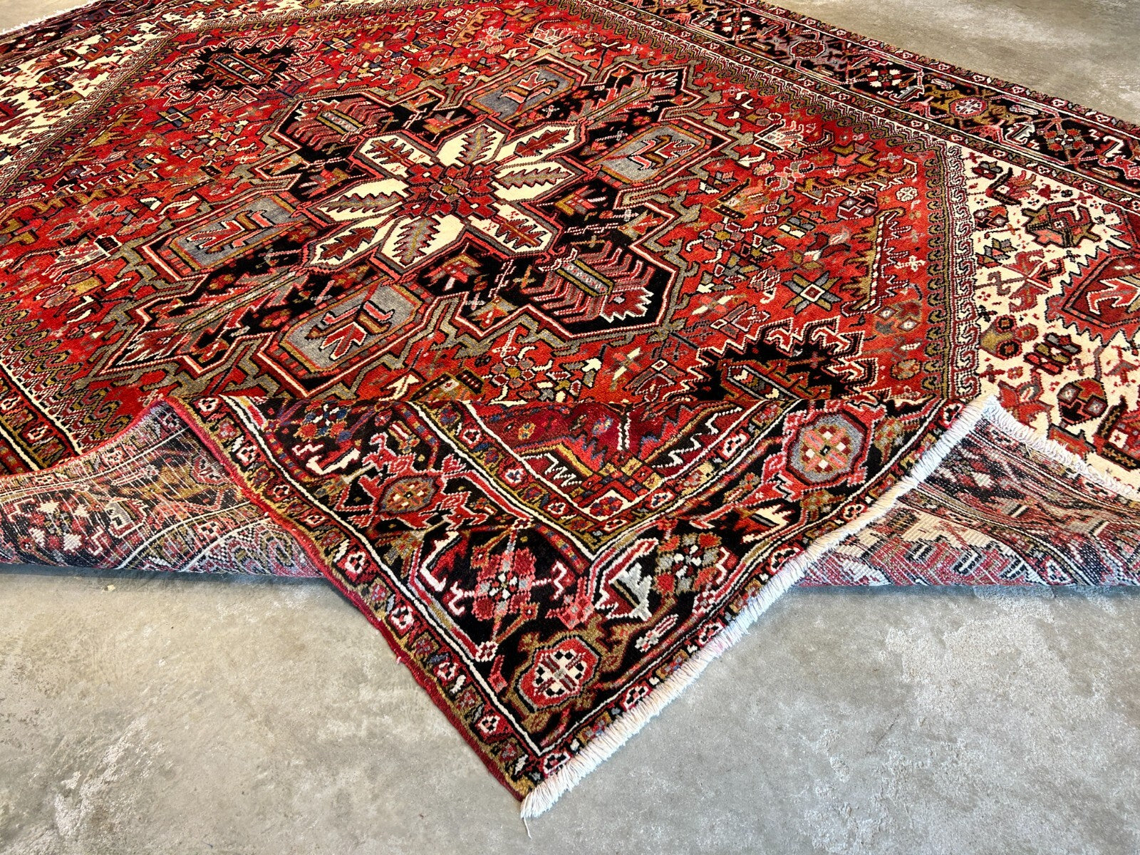 9'x11'5" Hand-Knotted 100% Wool Pile Herize Rug