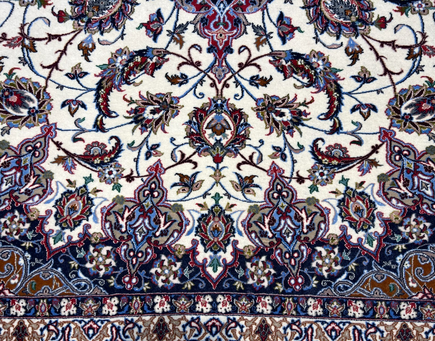  8'6"x12'1'' Very Fine Silk & Wool Isfahane Area Rug - Area Carpet