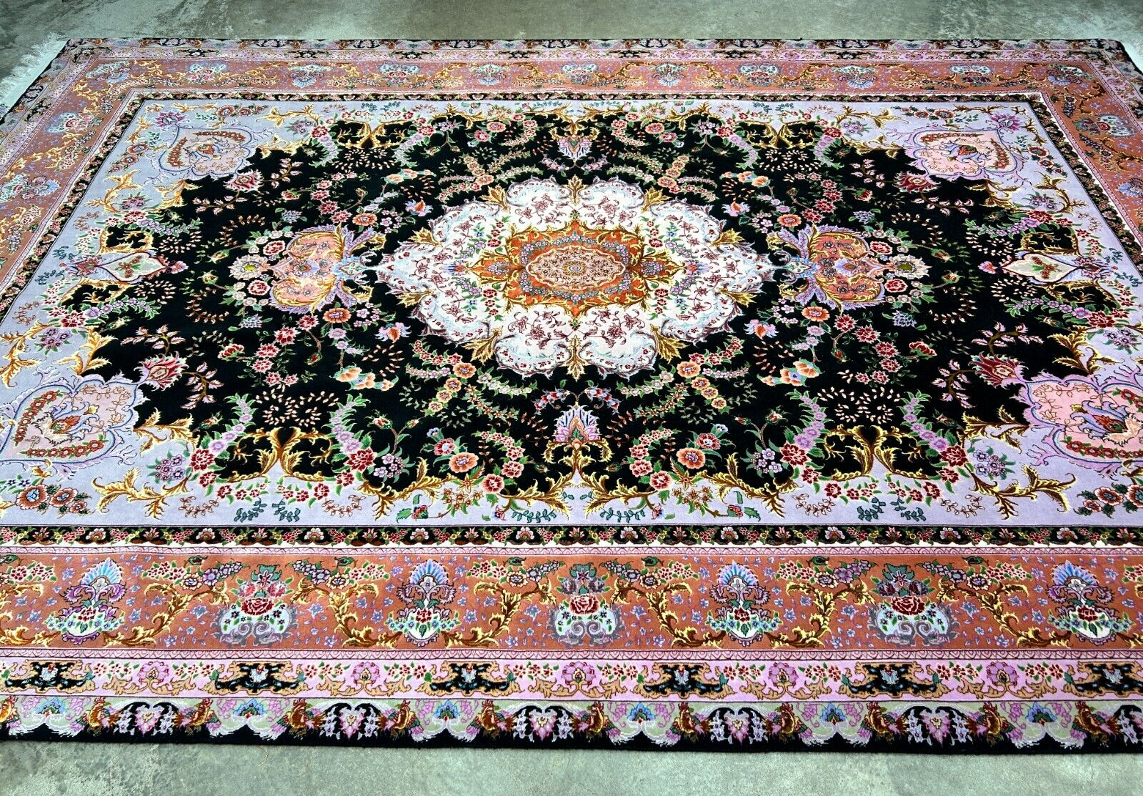 6'8"x10' Extra-Fine Hand-Knotted Wool & Silk Blend Tabrize Carpet - Area Rug