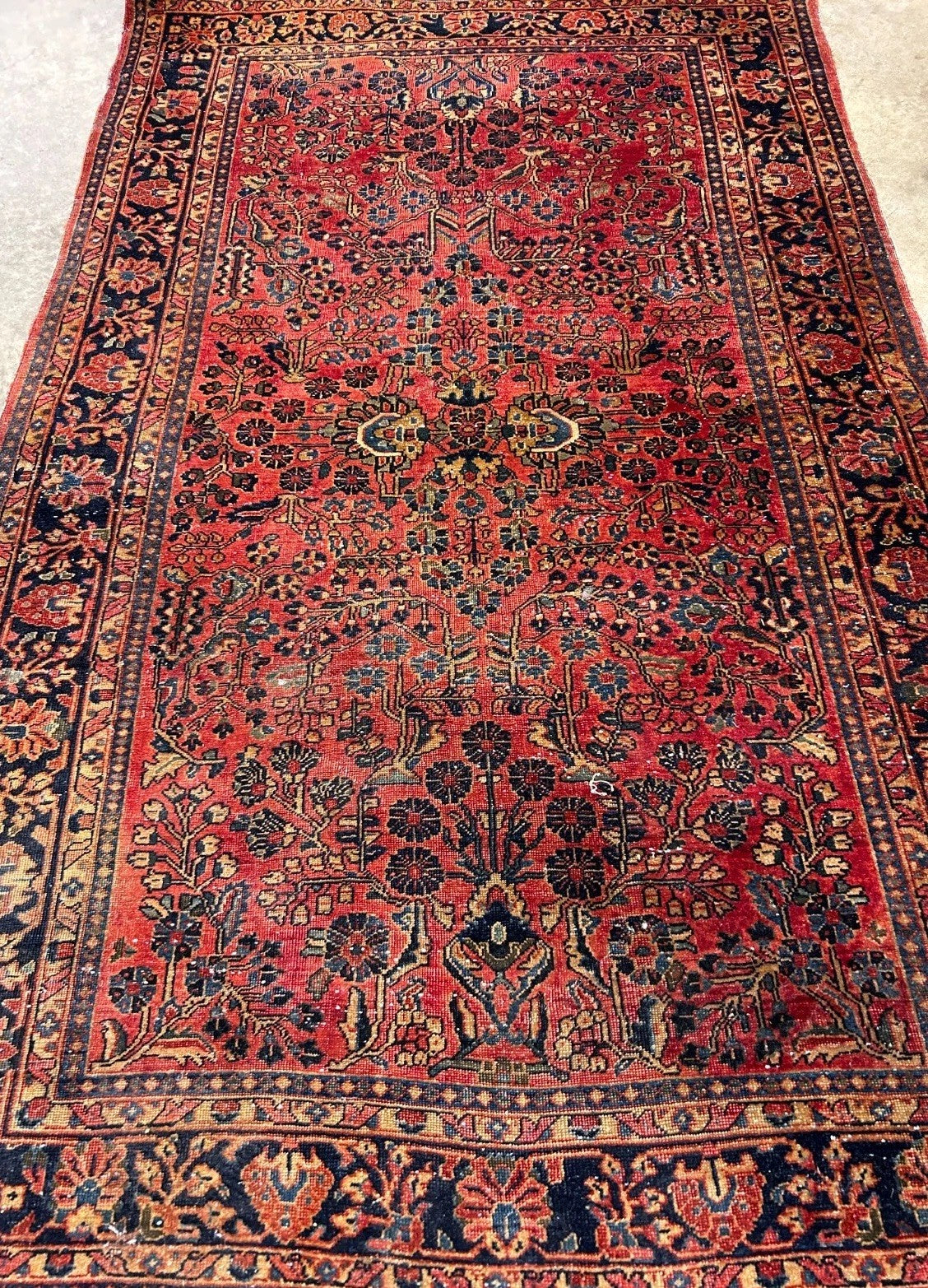 4'9"x6'3" Collector Antique Hand-Knotted 100% Wool Sarouke Rug