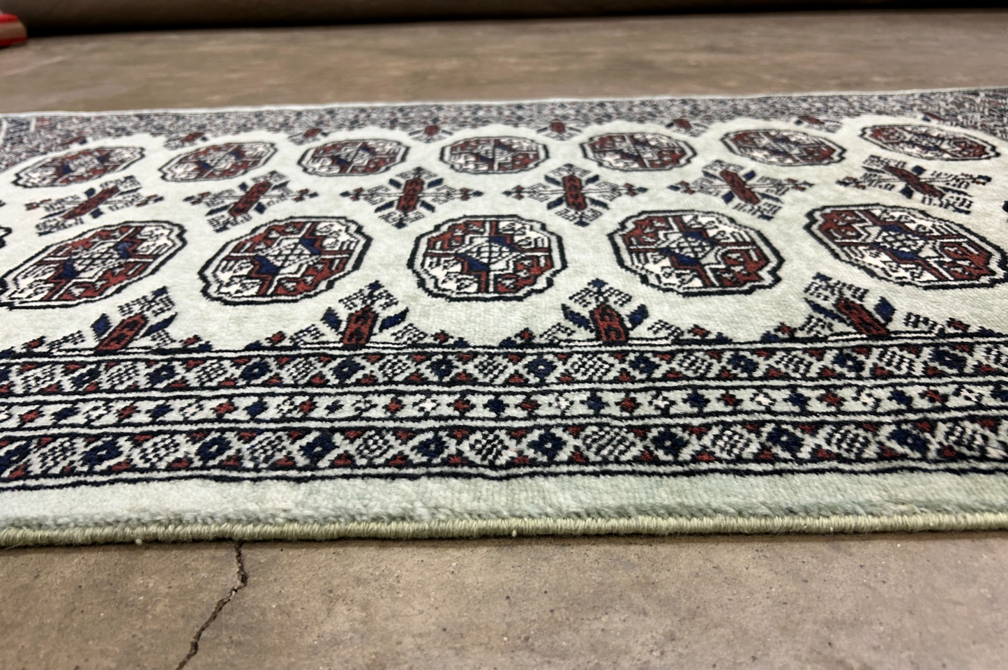 2'7"x4'2" Hand-Knotted 100% Wool Pile Bokhara Rug