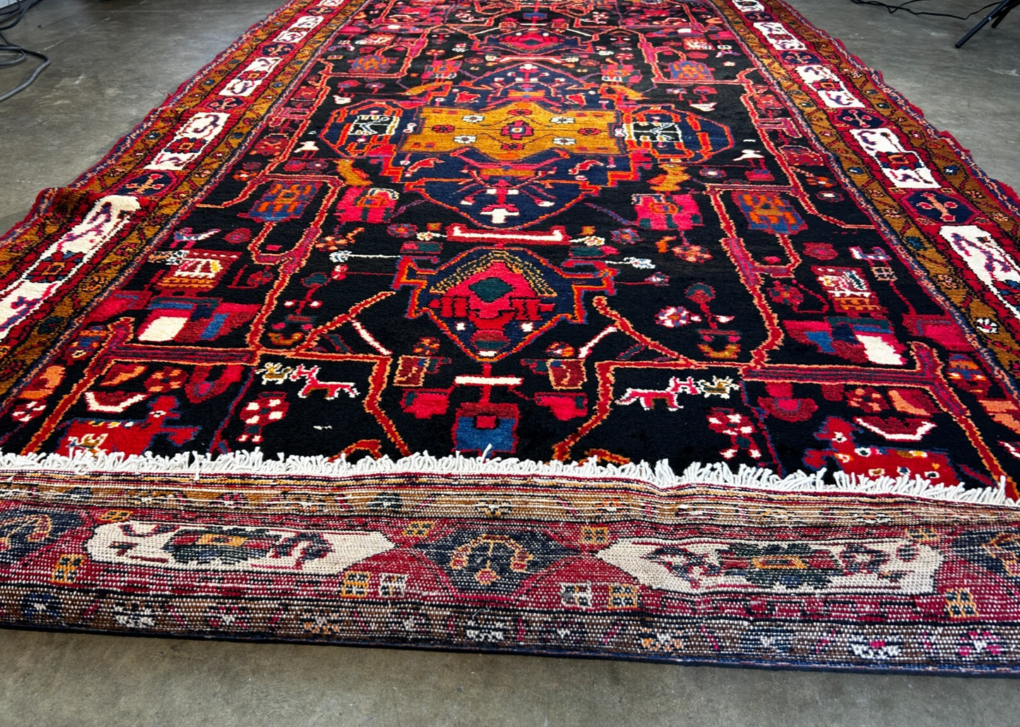 5'7" x 10'6" Hand-Knotted 100% Wool Pile Nahavande Area Rug - Carpet