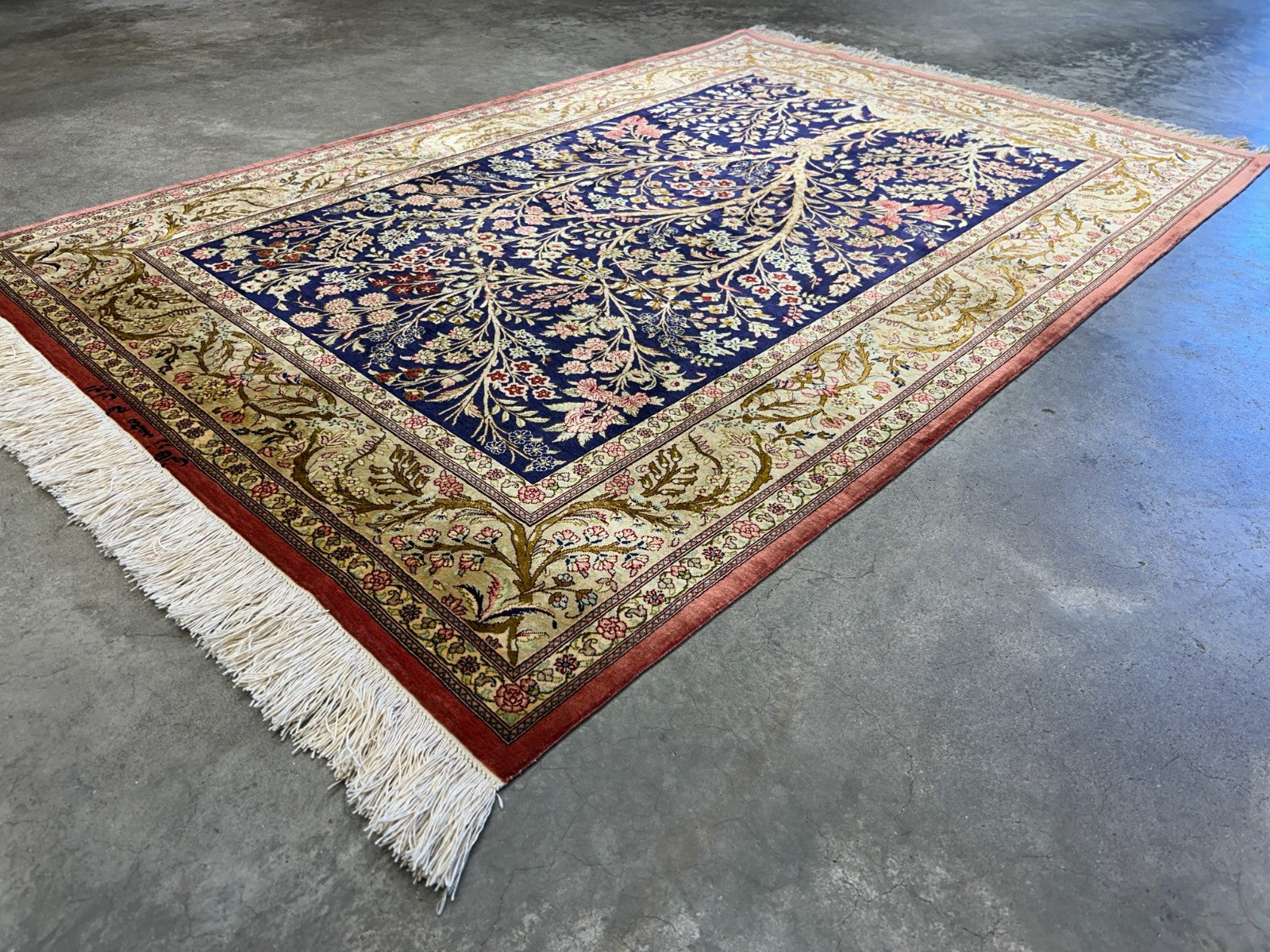 3'3"x4'11" Exquisite Extra-Fine Hand-Knotted 100% Silk Tree of Life Area Rug