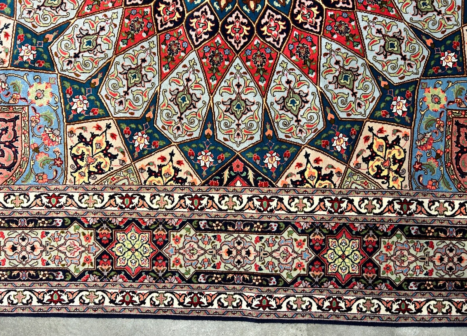 6'8"x10'7" Fine Hand-Knotted Wool & Silk Blend Tabrize Carpet - Area Rug